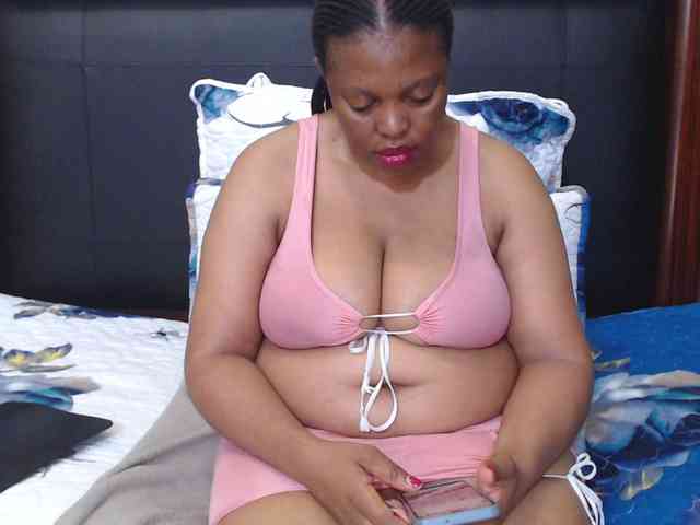 Busttyebony19 webcam