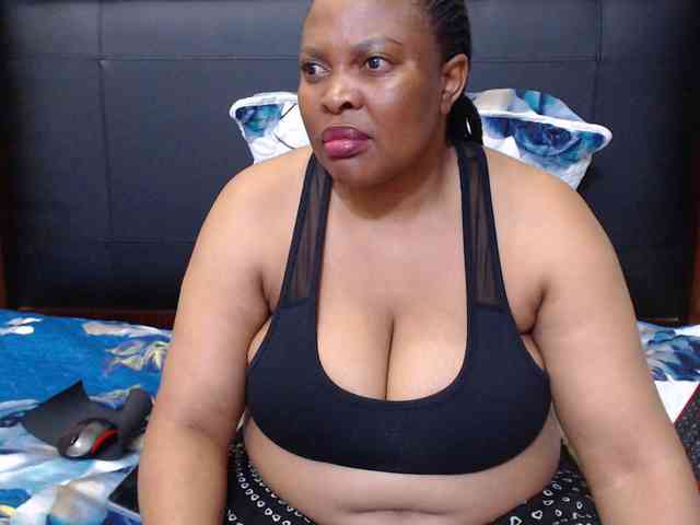 Busttyebony19 webcam