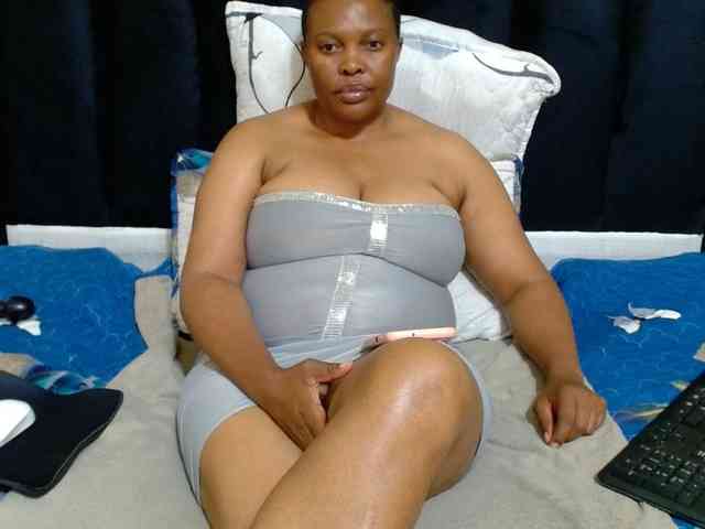 Busttyebony19 webcam