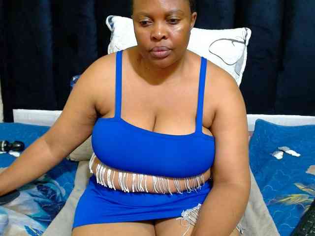 Busttyebony19 webcam