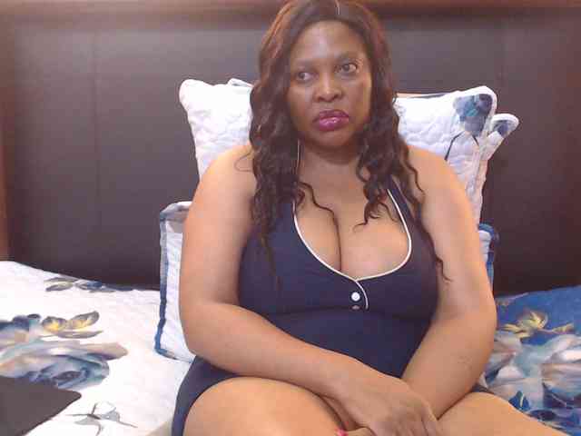 Busttyebony19 webcam
