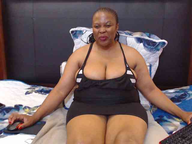 Busttyebony19 webcam