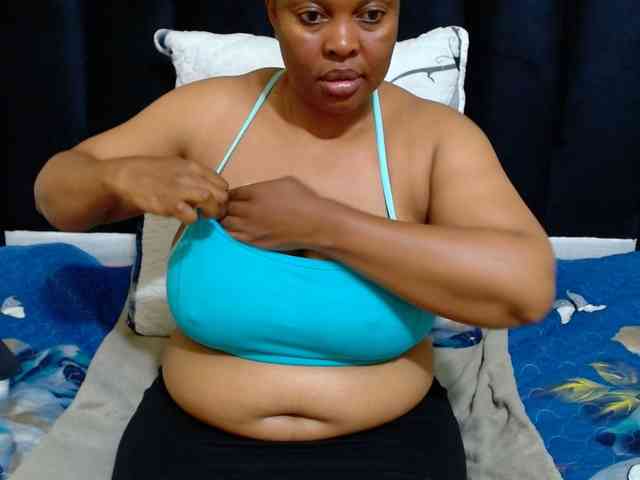 Busttyebony19 webcam