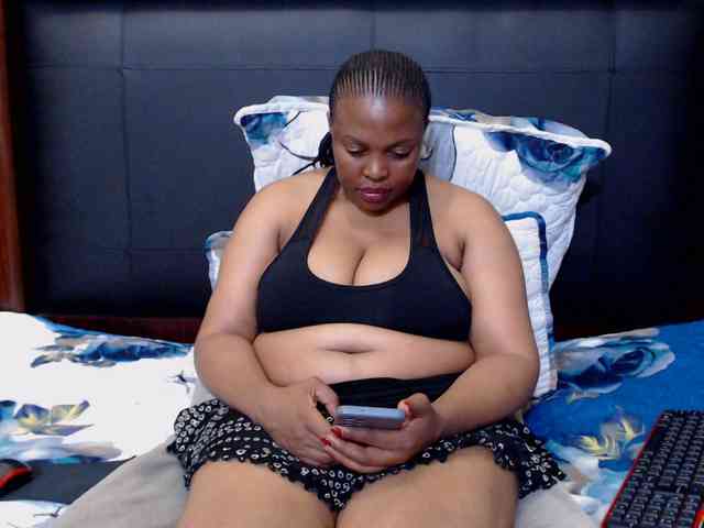 Busttyebony19 webcam