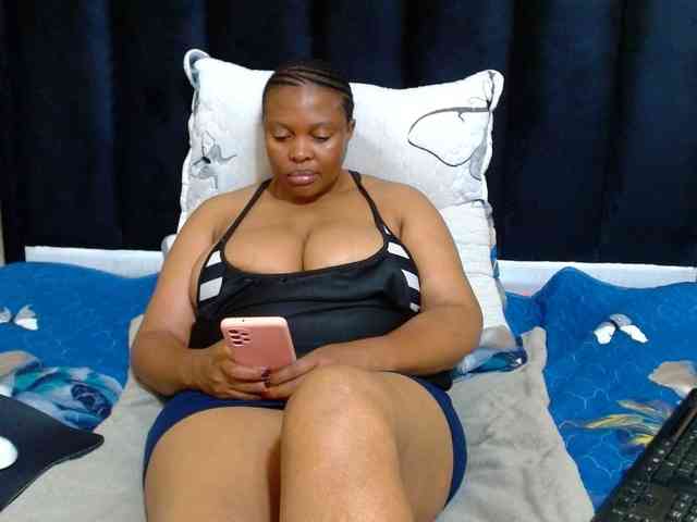 Busttyebony19 webcam