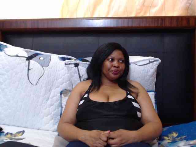 Busttyebony19 webcam