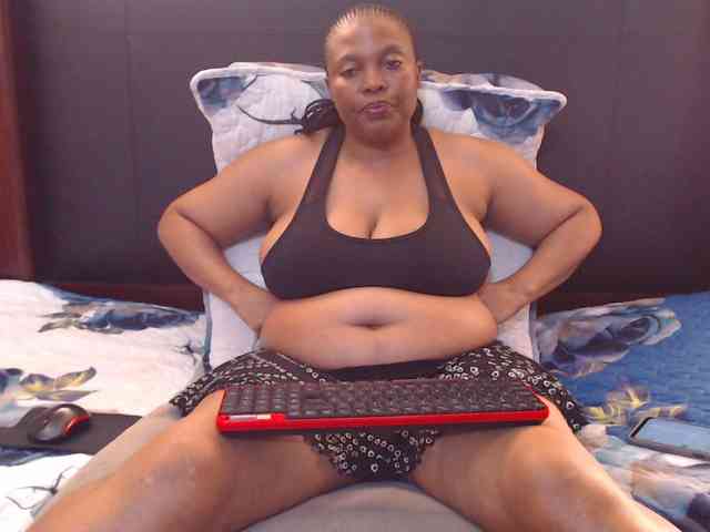 Busttyebony19 webcam