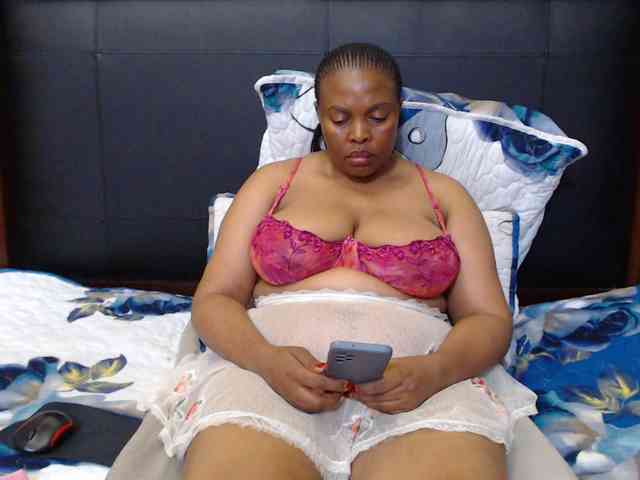 Busttyebony19 webcam