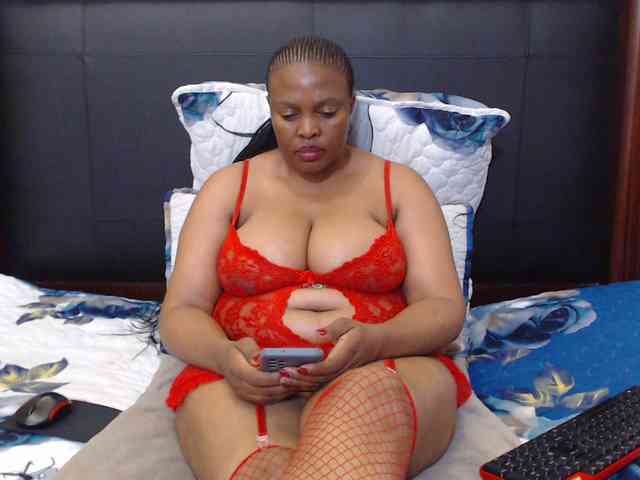 Busttyebony19 webcam