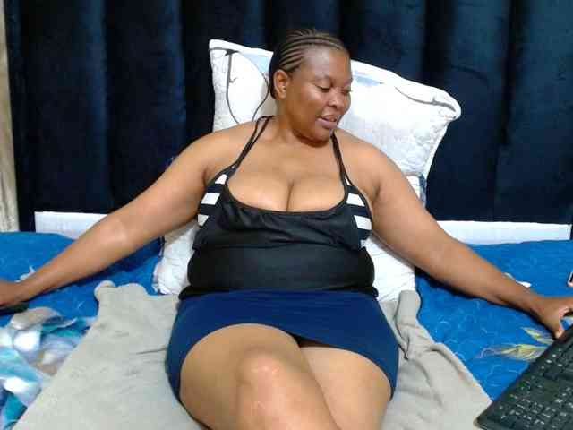 Busttyebony19 webcam