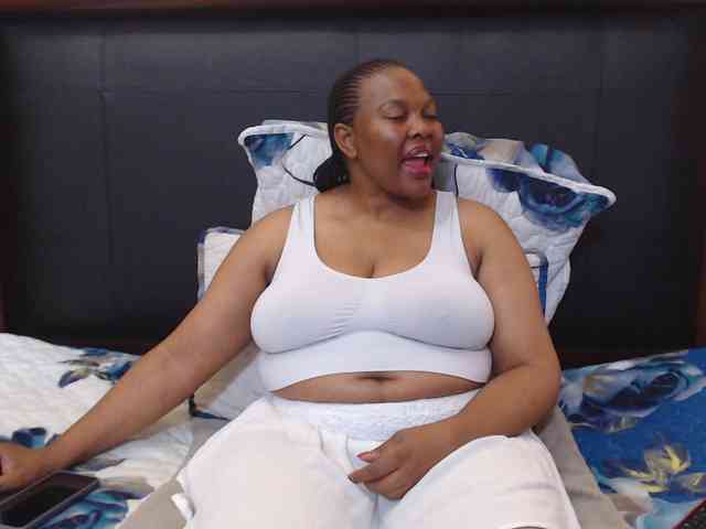 Busttyebony19 webcam