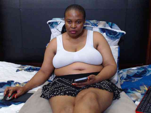 Busttyebony19 webcam
