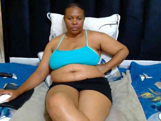 Busttyebony19 webcam