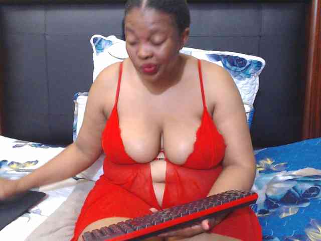 Busttyebony19 webcam