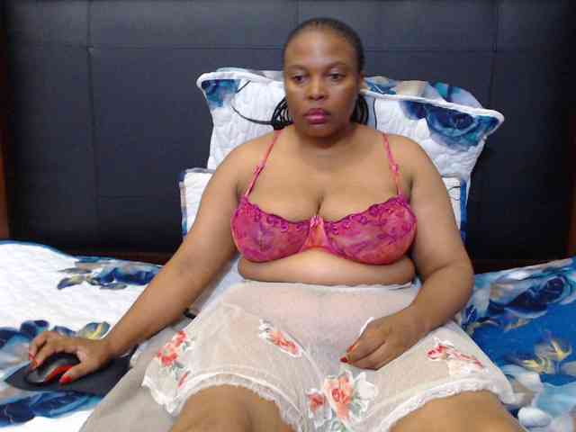 Busttyebony19 webcam