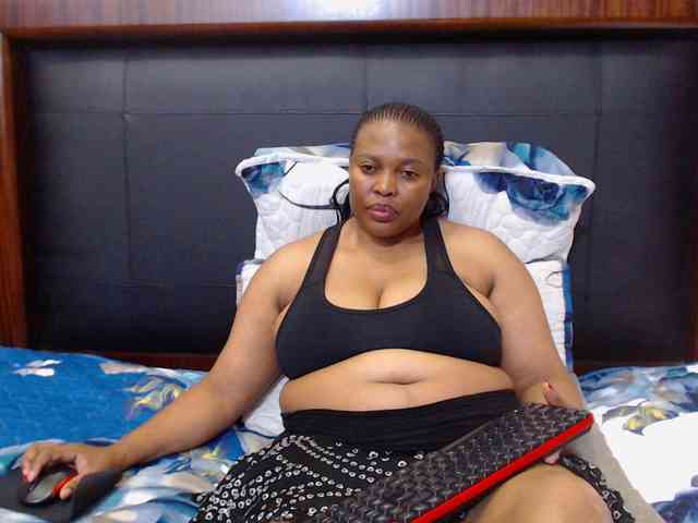 Busttyebony19 webcam