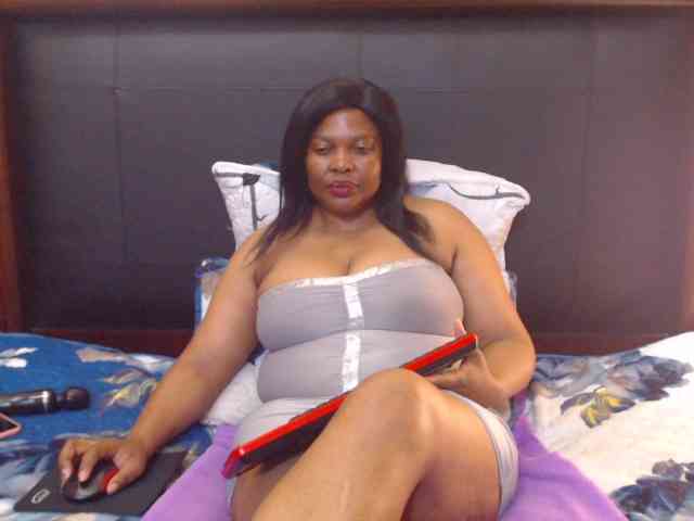 Busttyebony19 webcam