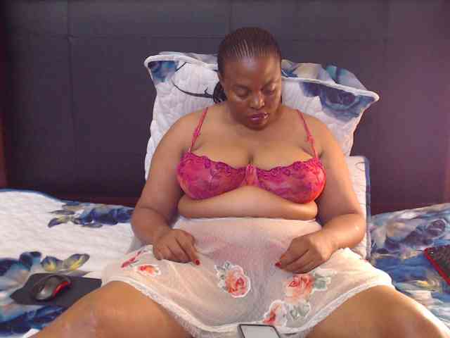 Busttyebony19 webcam