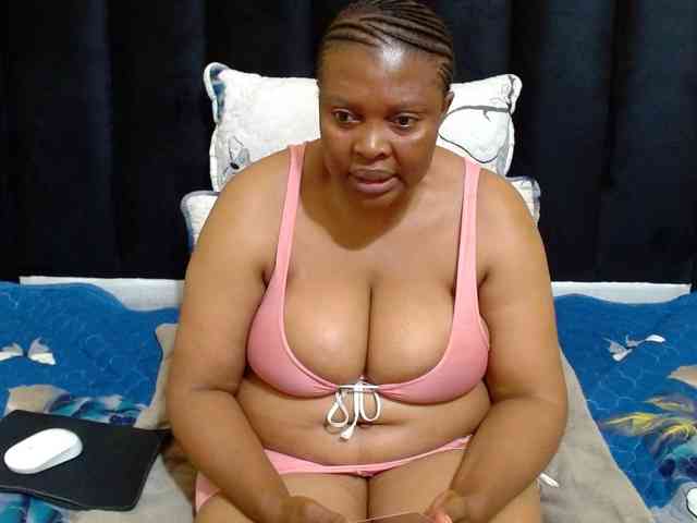 Busttyebony19 webcam