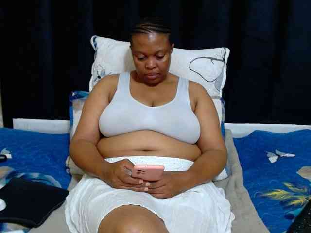 Busttyebony19 webcam