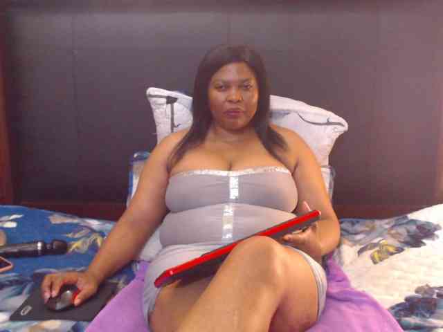 Busttyebony19 webcam