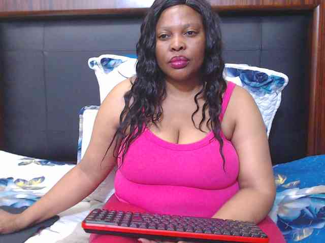 Busttyebony19 webcam