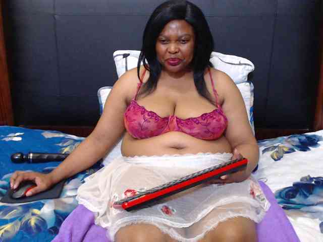 Busttyebony19 webcam