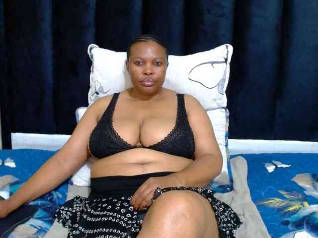 Busttyebony19 webcam