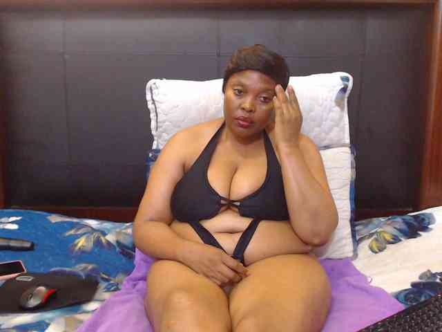 Busttyebony19 webcam