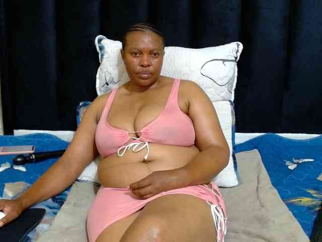 Busttyebony19 webcam