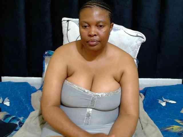 Busttyebony19 webcam