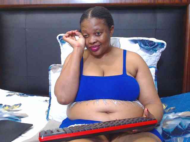 Busttyebony19 webcam