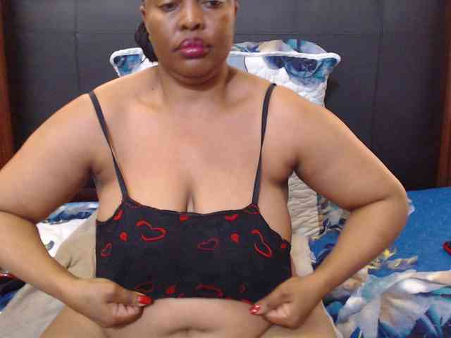 Busttyebony19