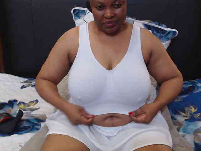 Busttyebony19 webcam