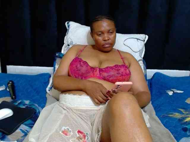 Busttyebony19 webcam