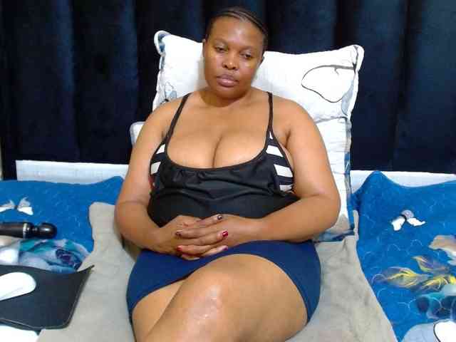 Busttyebony19 webcam