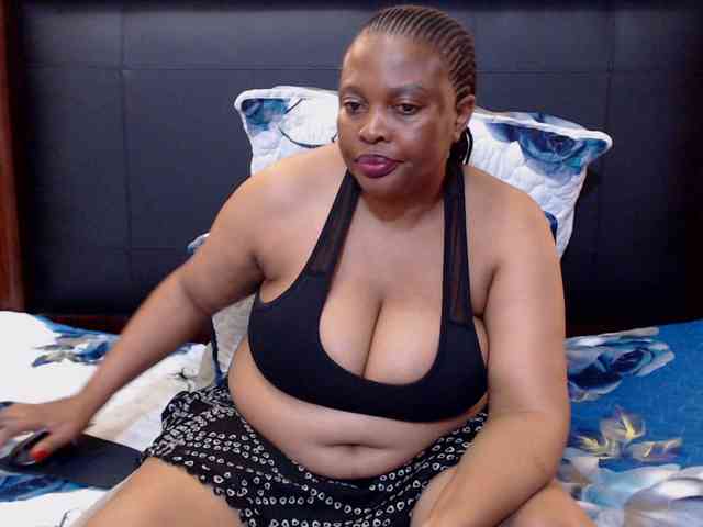 Busttyebony19 webcam