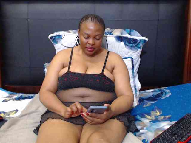 Busttyebony19 webcam