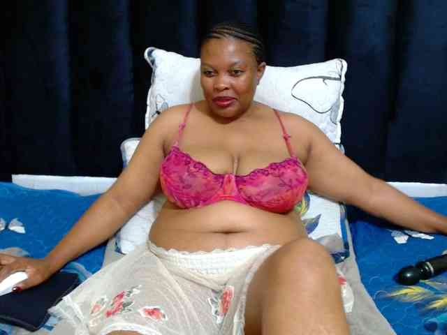 Busttyebony19 webcam