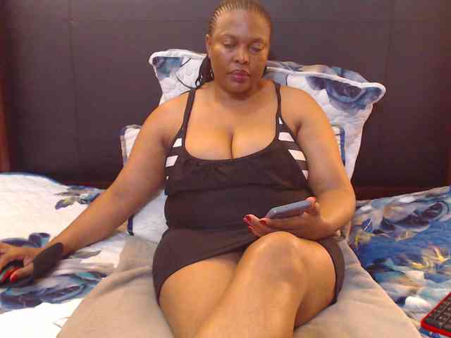 Busttyebony19 webcam