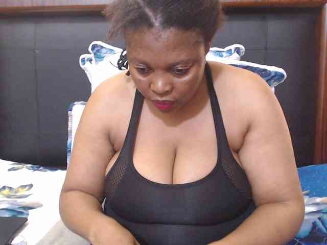 Busttyebony19 webcam