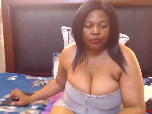Busttyebony19 webcam
