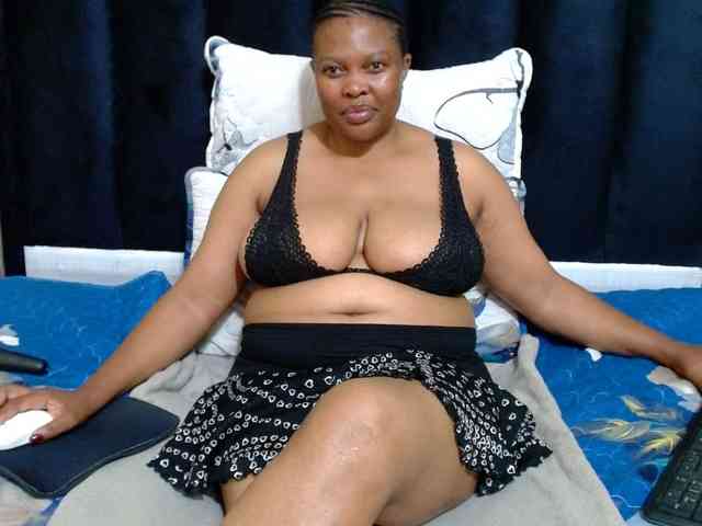 Busttyebony19 webcam