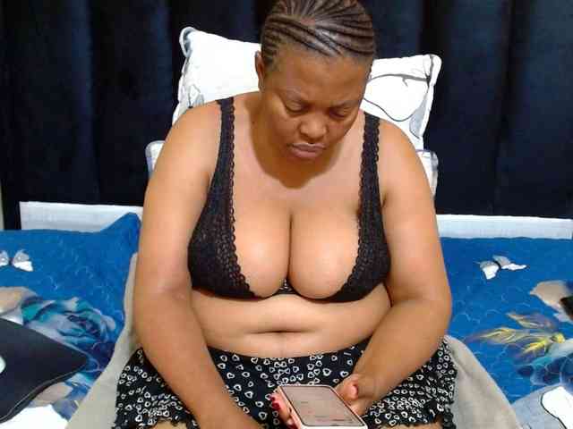 Busttyebony19 webcam