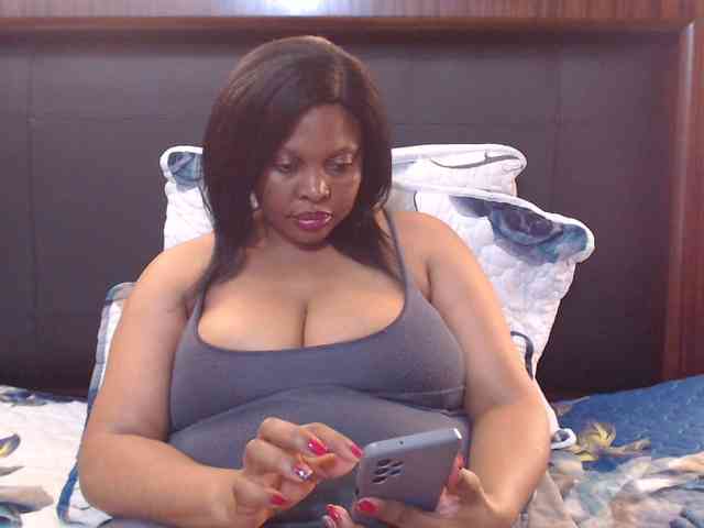 Busttyebony19 webcam