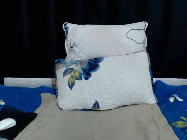 Busttyebony19 webcam