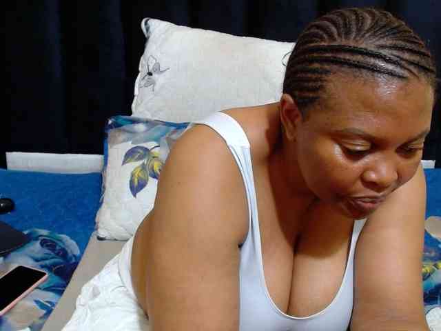 Busttyebony19 webcam