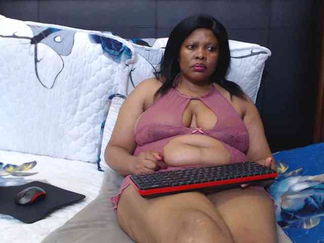 Busttyebony19 webcam