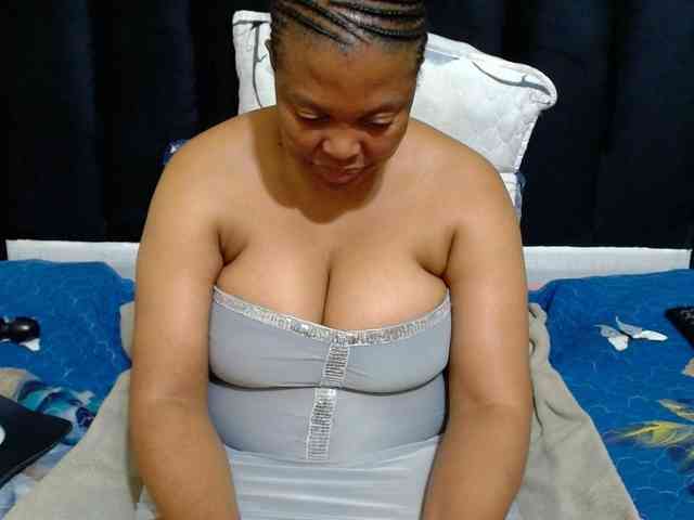 Busttyebony19 webcam