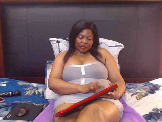 Busttyebony19 webcam